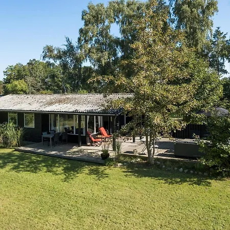3 Bedroom Pet Friendly In Holiday home *